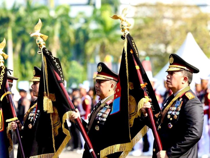 Presiden Hadiahi Penghargaan Nugraha Sakanti Kepada Divisi Humas Polri dan Enam Satker Lainnya 2 Presiden