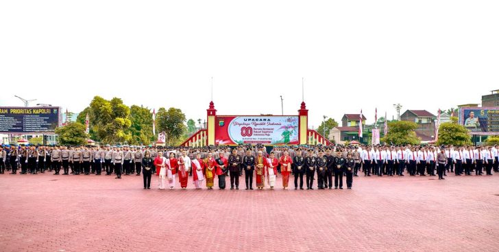 Polda Sumut Gelar Upacara Peringatan HUT RI ke-80 dengan Khidmat 2 Polda Sumut