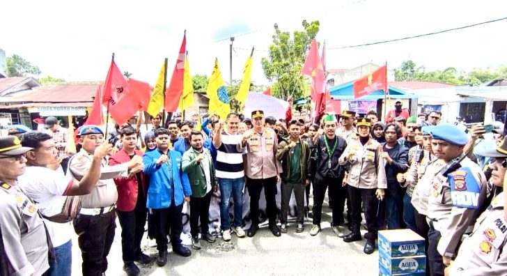 Aksi Unjuk Rasa Elemen Mahasiswa Di Wilkum Polresta Deli Serdang Berjalan Damai dan Kondusif 2 Aksi