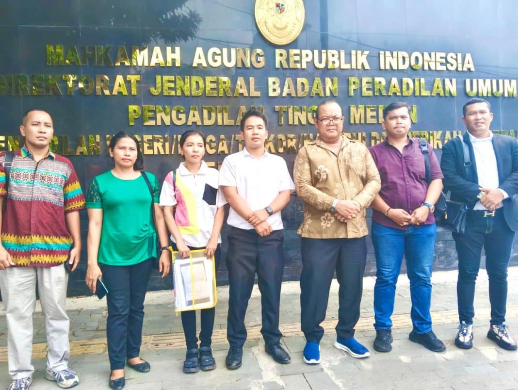 Ironi Hukum
